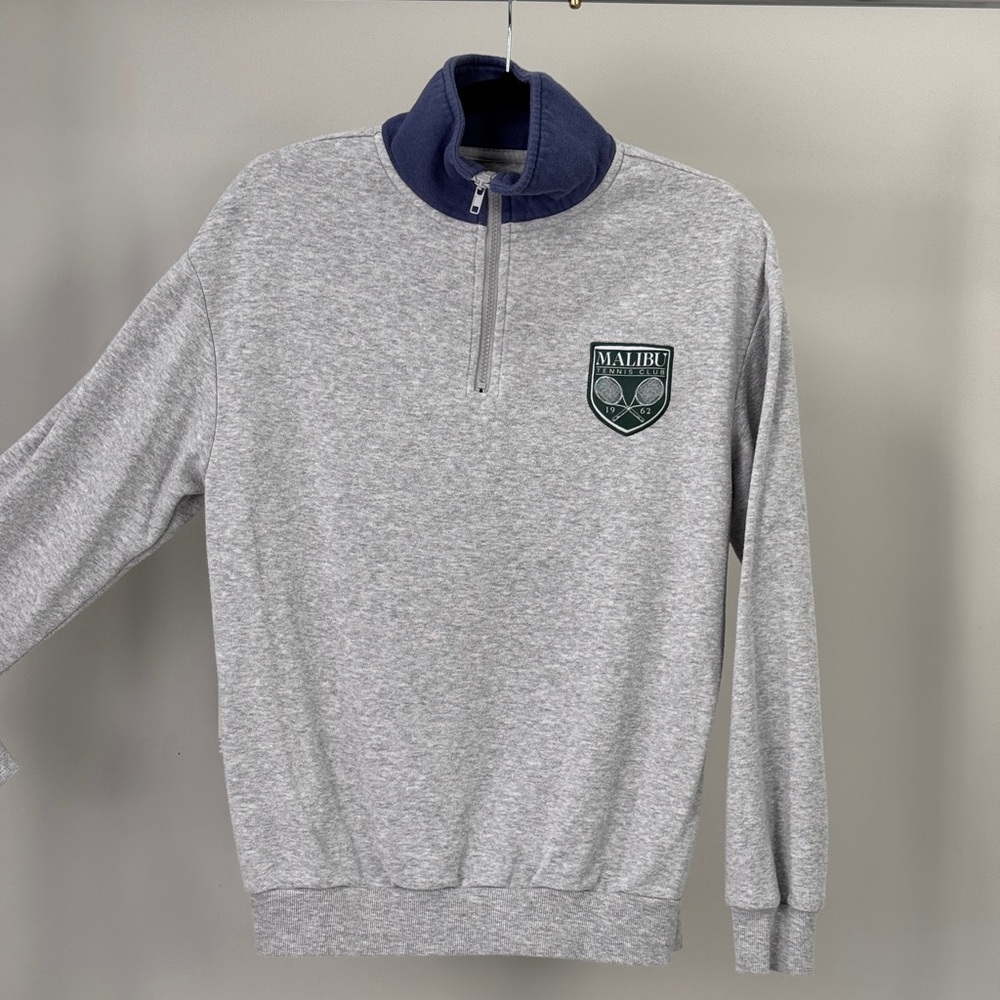 Malibu Gray and Blue Zip Up Sweater with Ribbed Cuffs